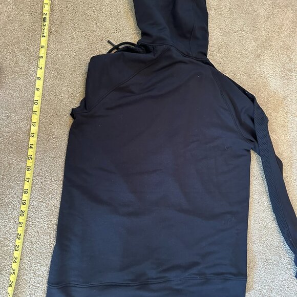 Womans XL Black Zip up jacket - Under Armour with Hood - Picture 3 of 4